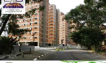 Imagem 6: ÁREA VERDE COM LAGO DE NASCENTE NATURAL