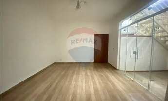 Imagem: Espaçoso Apartamento de 3 Quartos com Terraço