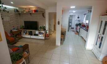 Imagem 4: Sobrado para venda com 140 metros quadrados com 4 quartos no Chácara das Palmeiras Imperia