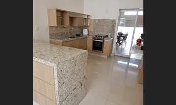 Imagem 4: Casa de condomínio para aluguel possui 185 metros quadrados com 3 quartos