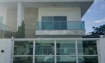 Imagem 3: Sobrado em Porto Belo no bairro Pereque com 03 dormitorios