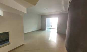 Imagem 6: Casa de condomínio para aluguel tem 268 metros quadrados com 4 quartos