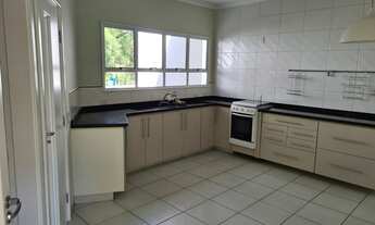 Imagem: Casa de condomínio à venda em Vinhedo/SP