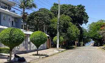 Imagem 2: Casa a venda de 03 dormitórios 01 suite 03 vagas com 206m² privativos na Vila Assunção em