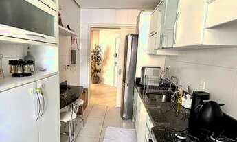 Imagem 6: Apartamento para venda possui 85 metros quadrados com 3 quartos em Centro - Florianópolis