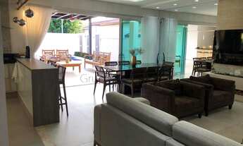 Imagem 2: Exclusivo Sobrado - Condomínio Residencial Villas de Sant´Anna - Jacareí - 342m² - 4 Suíte