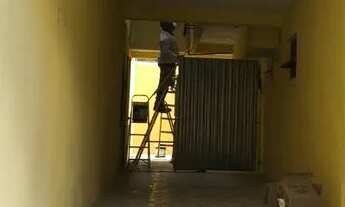 Imagem 4: ALUGO 02 CASAS COM 02 QUARTOS E GARAGEM