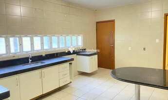 Imagem 7: Casa duplex de esquina para aluguel