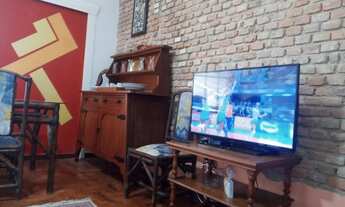 Imagem 2: Apartamento 2 dormitórios com varanda em excelente localização no Itararé