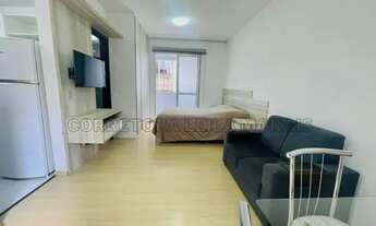 Imagem 2: Exclusivo: Studio 35m² andar alto, mobiliado, com sacada e vaga de garagem no Centro