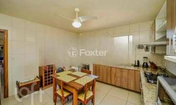 Imagem 3: Casa à venda Rua José Antônio Aranha, Três Figueiras - Porto Alegre