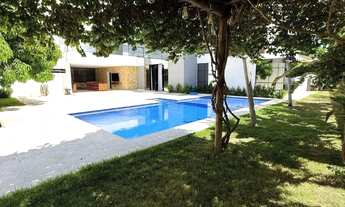 Imagem 2: Casa no Francês, com 1.000 MQ, 5 suítes, sendo 4 com closet, 3 salas, piscina