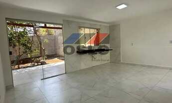 Imagem 5: CASA COM 03 QUARTOS, SENDO 02 SUÍTES AMERICANAS, LOCALIZADA NO JARDIM SCALA, TRINDADE - GO