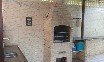 Imagem: Apartamento térreo com três quartos e