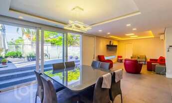 Imagem: Casa à venda em Três Figueiras com 310