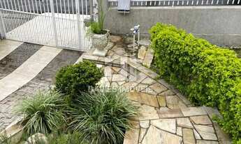 Imagem 4: Sobrado à venda no bairro Solar em Curitiba/ Com terreno de 275m² / por apenas 1.250.000,0