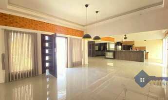 Imagem: Casa para aluguel, 4 quarto(s), Centro