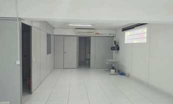 Imagem 6: Galpão com 350 m² para locação na zona oeste