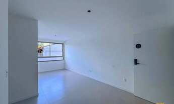 Imagem 2: Apartamento 2 dormitórios, sendo 1 suíte - 1 vaga - 1 Hobby box - Cacupé - Florianópolis S