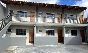 Imagem: Condomínio com 2 quartos para locação