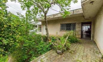 Imagem 4: Casa com 5 dormitórios e 3 vagas no bairro Assunção