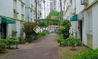 Imagem 2: Apartamento 2 dorm, 48m2priv, terreo bem localizado próx Assis Brasil