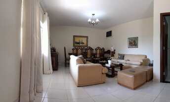 Imagem 2: Casa para Venda em Cuiabá, Bosque da Saúde, 3 dormitórios, 1 suíte, 4 banheiros, 2 vagas