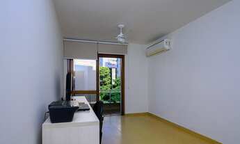 Imagem 4: Apartamento venda possui 46 m com 1 quarto sacada vista muito sol Porto Alegre Centro His