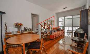 Imagem 2: Apartamento para venda possui 80 metros quadrados com 2 quartos em Botafogo - Rio de Janei