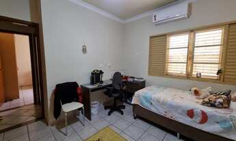 Imagem 5: Casa linda no Carandá Bosque com suíte e 3 quartos, espaço gourmet e piscina aquecida