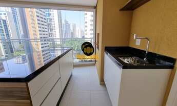 Imagem 3: Apartamento para venda em São Paulo no Bairro de Moema, com 4 dormitórios, 2 suítes, 5 ban