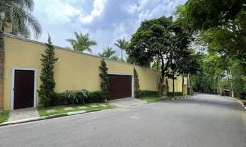 Imagem 4: OASIS DE LUXO; Casa térrea rústica contemporânea condomínio nobre; terreno amplo jardim e