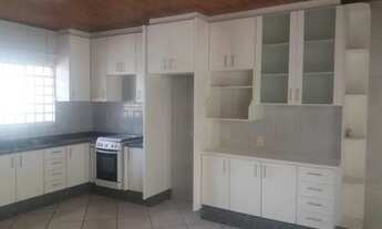 Imagem 5: Casa com 3 dormitórios para alugar, por R$ 1.600/mês - Gávea - Londrina/PR