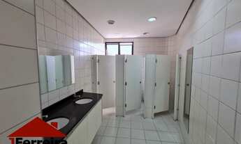 Imagem 5: Água Branca, Prédio inteiro com 1.713m², Piso elevado, Luminárias, ar condicionado