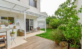 Imagem 6: Sobrado para venda possui 95 metros quadrados com 3 quartos em Abranches - Curitiba - PR