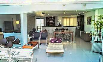 Imagem 3: CHARMOSA COBERTURA TOTALMEMTE REFORMADA - 4 SUÍTES