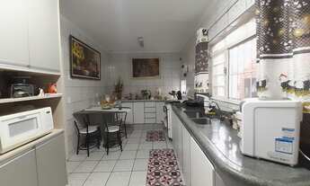 Imagem 4: Térrea para venda possui 156 metros quadrados com 3 quartos