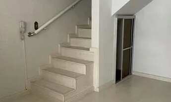 Imagem: Vende sobrado condomínio fechado