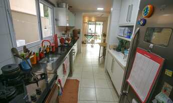 Imagem 5: Sobrado para venda com 140 metros quadrados com 4 quartos no Chácara das Palmeiras Imperia