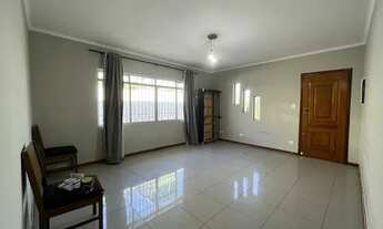 Imagem 6: Térrea ao lado do comercio e da USP