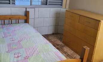 Imagem 5: ALUGA P/ moças Quarto com aluguel por R$660 /mês