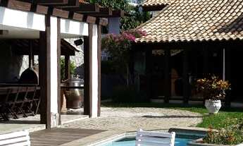 Imagem 3: Casa de condomínio para venda possui 1590 metros quadrados com 6 quartos