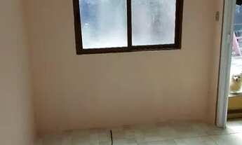 Imagem 3: Casa de um quarto s/ mobilia fundos