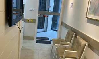 Imagem 2: Vende-se clinica com 3 salas , sala de esterelização.2 banheiros, 2 garagens, copa