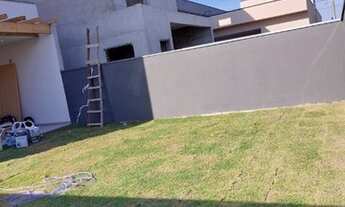 Imagem 2: Casa de condomínio para venda possui 160 metros quadrados com 4 quartos