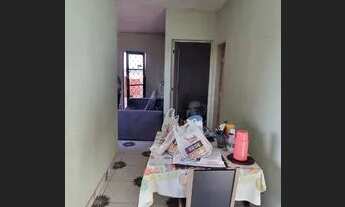 Imagem 6: Sobrado Duplex em [Uberlândia] - Oportunidade Única com Potencial de Renda