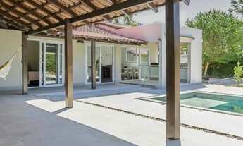 Imagem 2: CASA COMPLETA! 4 SUÍTES, PISCINA, ESPAÇO GOURMET, 300 m A PÉ DA PRAIA DO CAMPECHE