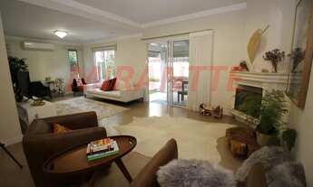 Imagem: Cond. Fechado de 237m² com 3 quartos em