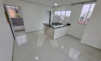 Imagem: Casa em condomínio com quarto e banheiro