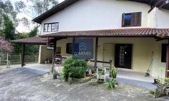 Imagem 2: Casa para Venda em Rancho Queimado, Centro, 4 dormitórios, 1 suíte, 2 banheiros, 1 vaga